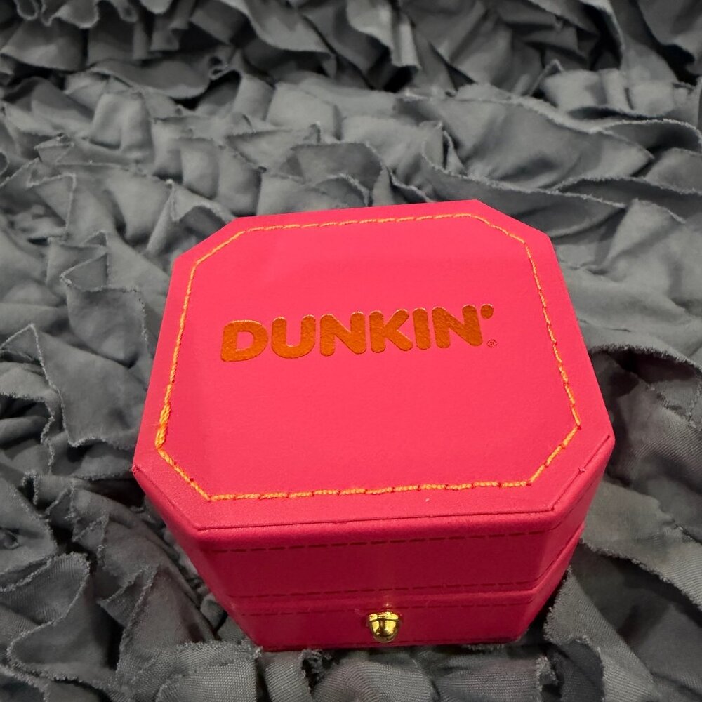 Dunkin “I Dough Box” Proposal Box – LIMITED EDITION. - Picture 9 of 9